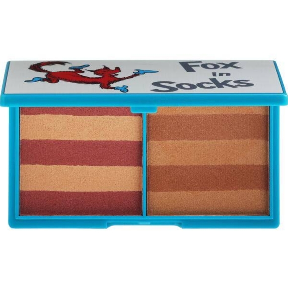 Dr Seuss Revolution makeup palettes and duo brush set - Picture 6 of 7